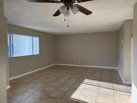 119 Eagle St, Long Beach, CA 90806