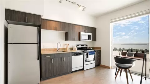 5020 California Ave SW, Seattle, WA 98136 photo 5
