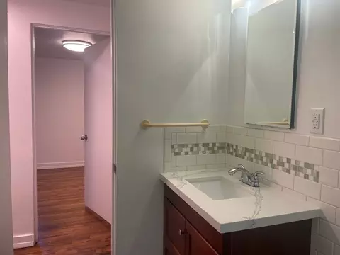 825 W Nickerson St, Seattle, WA 98119 photo 7