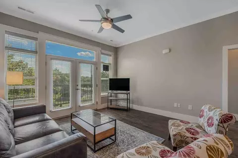 20 Overbrook Ct, Greenville, SC 29607
