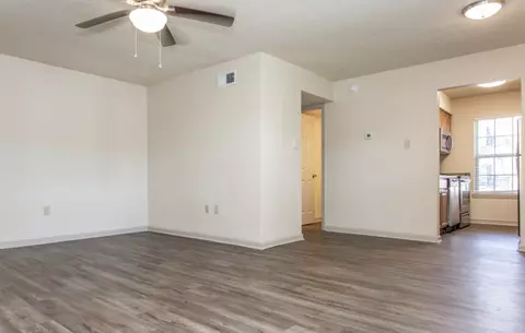 2136 Lobdell Blvd, Baton Rouge, LA 70806