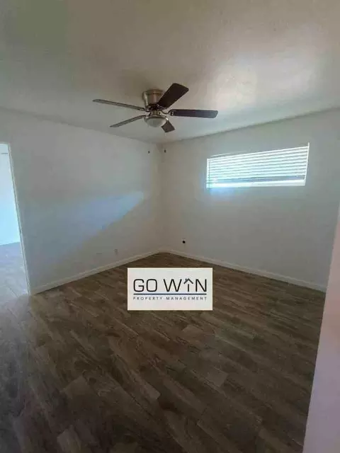 1021 N 28th St, Phoenix, AZ 85008