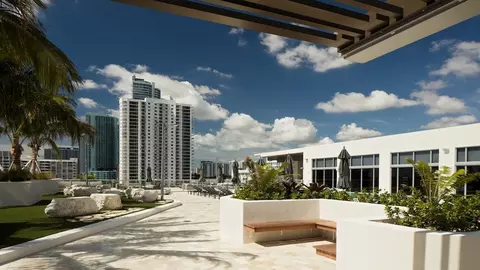455 NE 24th St, Miami, FL 33137 photo 23
