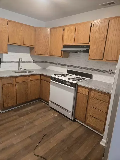 4206 W Girard Ave, Philadelphia, PA 19104