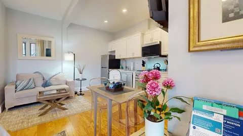 85 Myrtle St, Boston, MA 02114