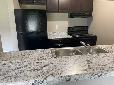 519 W 27th St S, Wichita, KS 67217
