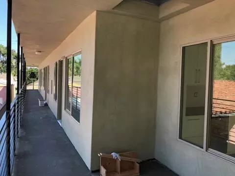810 Norton Ave, Glendale, CA 91202 photo 2
