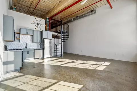 550 Riverstone Pkwy, Canton, GA 30114 photo 4