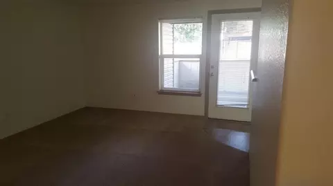 838 SE Cochran Dr, Gresham, OR 97080 photo 3