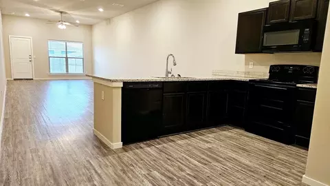 1625 133rd St, Lubbock, TX 79423