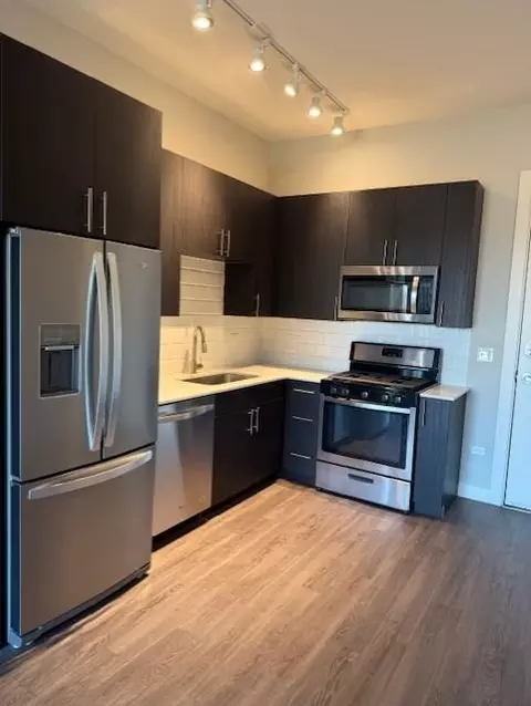 15 Parkway North Blvd, Deerfield, IL 60015