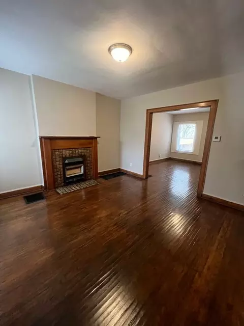 1123 S Champion Ave, Columbus, OH 43206