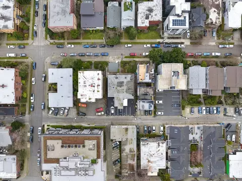 2214 Yale Ave E, Seattle, WA 98102