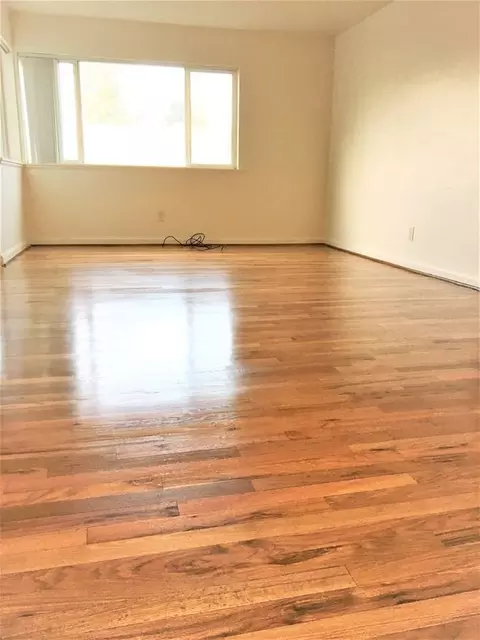 1820 N Killingsworth St, Portland, OR 97217