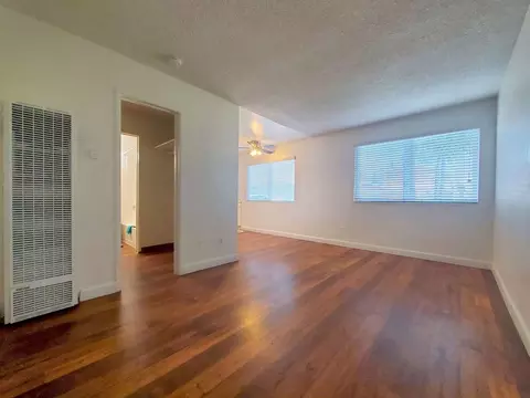 4135 Ingraham St, San Diego, CA 92109