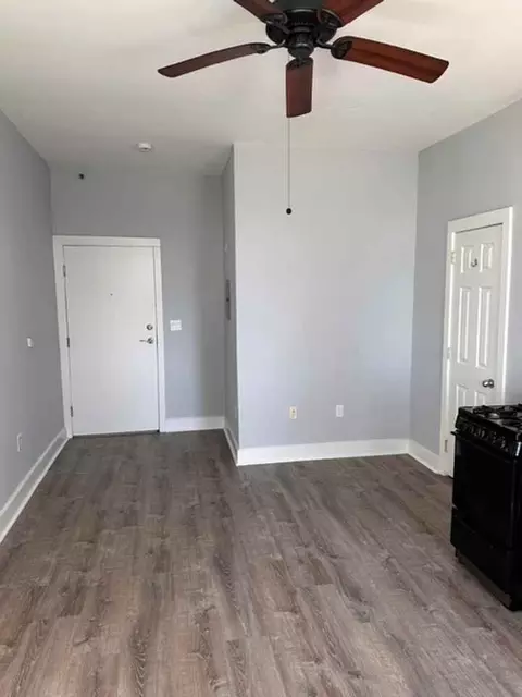 1813 S Main St, Los Angeles, CA 90015
