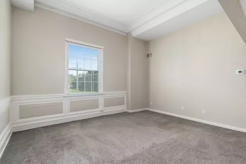 95 Elizabeth St, Delaware, OH 43015