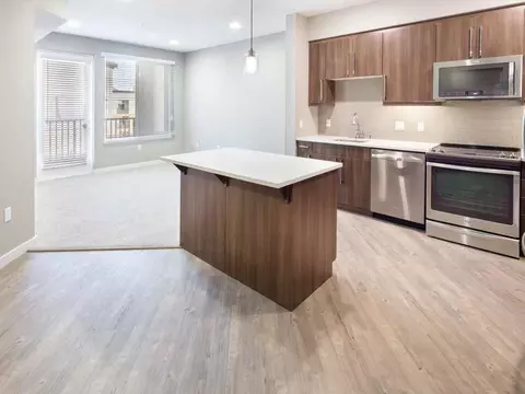 5200 Iron Horse Pkwy, Dublin, CA 94568 photo 4