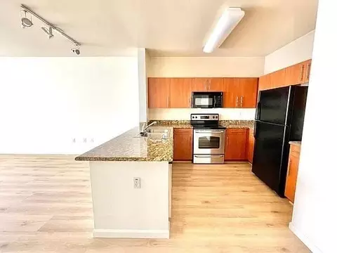 1060 S 3rd St, San Jose, CA 95112