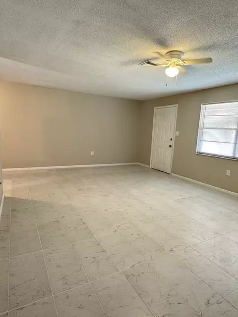 2147 Franklin St, Fort Myers, FL 33901