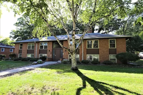 6630 Queen Ave S, Richfield, MN 55423