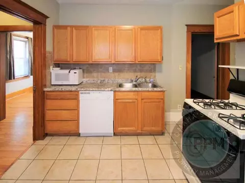4210 Davenport St, Omaha, NE 68131 photo 3