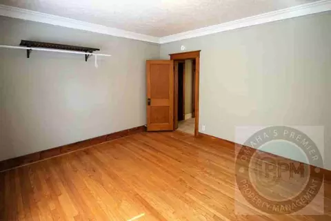 4210 Davenport St, Omaha, NE 68131 photo 12