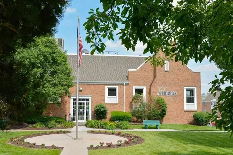 11766 Wakeley Plz, Omaha, NE 68154