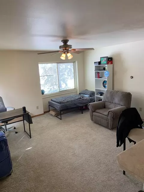 765 Parkview Apartments, Madison, WI 53715