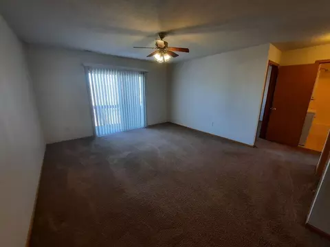 906 Washington Ave SE, Bondurant, IA 50035