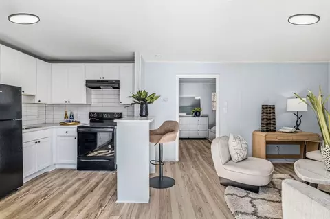 4233 Brownsboro Rd, Winston Salem, NC 27106