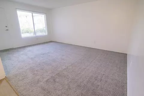 7546 Parkway Dr, La Mesa, CA 91942
