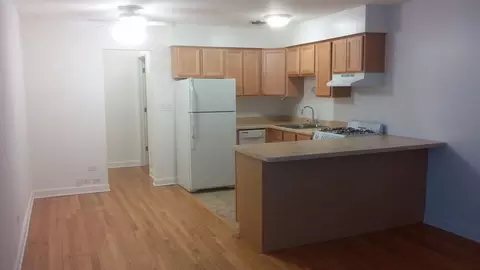 5250 N Sheridan Rd, Chicago, IL 60640