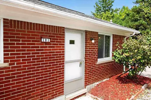 22000 Beck Rd, Northville, MI 48167