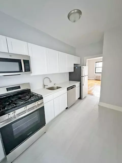 1 W Palisades Blvd, Palisades Park, NJ 07650