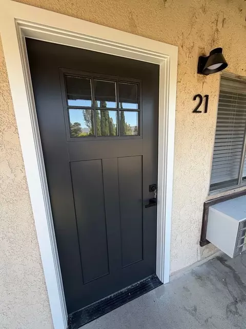 24810 Newhall Ave, Newhall, CA 91321 photo 4