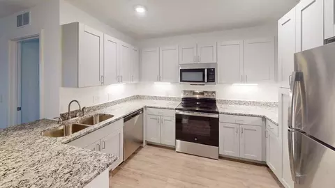 17003 Lakeshore Flats Dr, Grand Haven, MI 49417