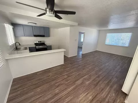 3637 W 139th St, Hawthorne, CA 90250