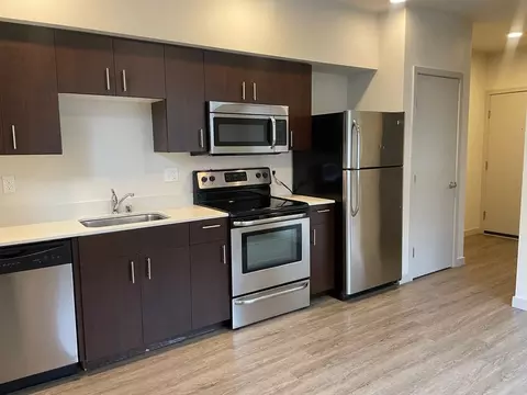1113 E John St, Seattle, WA 98102