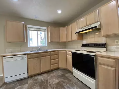 W Tiffany Ave, Spokane, WA 99208 photo 9
