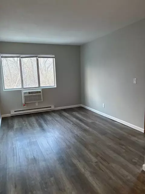 9766 Rosehill Rd, Berrien Springs, MI 49103