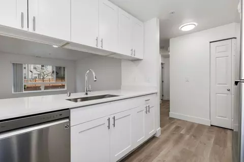 1022 N 192nd St, Shoreline, WA 98133
