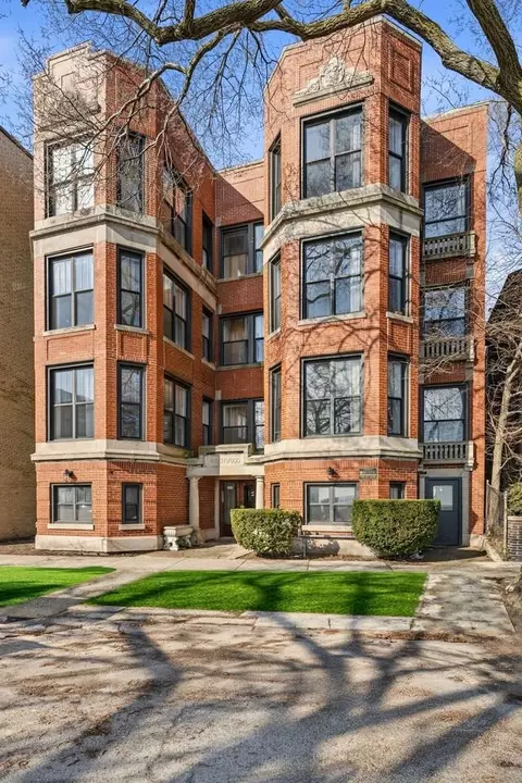 7516 18 N Eastlake Ter, Chicago, IL 60626