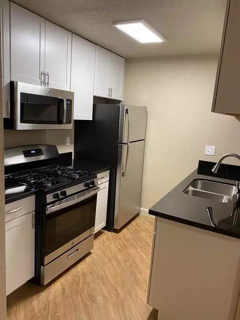 2506 Country Club Blvd, Stockton, CA 95204