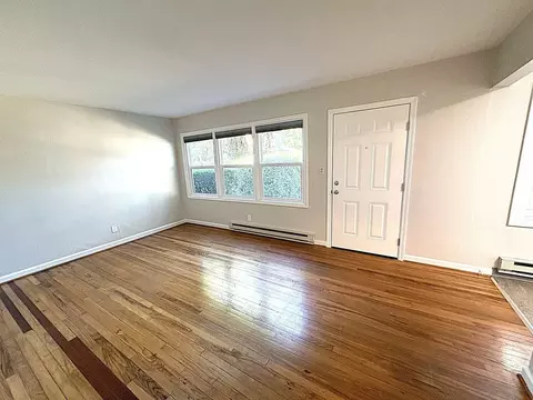 1653 N Killingsworth St, Portland, OR 97217