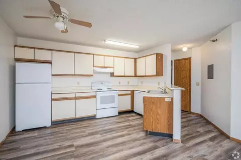 1866 Lee Blvd, North Mankato, MN 56003