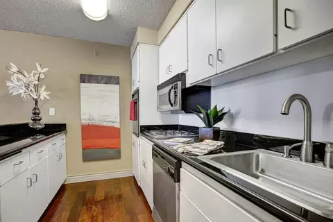 1500 7th St, Sacramento, CA 95814