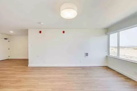 4350 Kirkham St, San Francisco, CA 94122