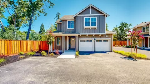 Lane Rd, Santa Rosa, CA 95407