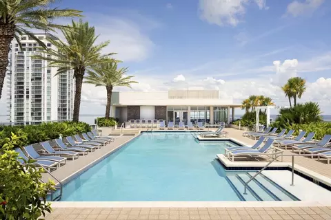 330 3rd St S, Saint Petersburg, FL 33701